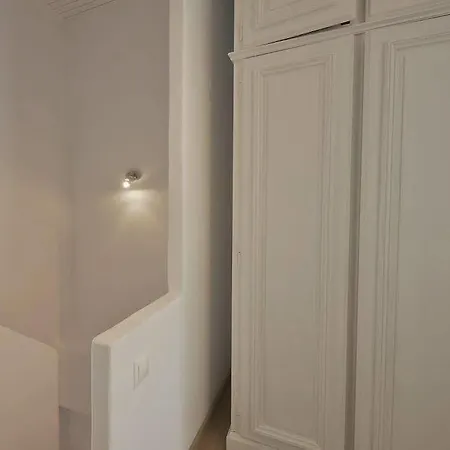 Sandy's House 度假居 *