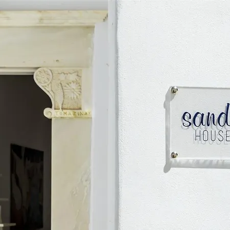 Sandy's House بيت للعطل